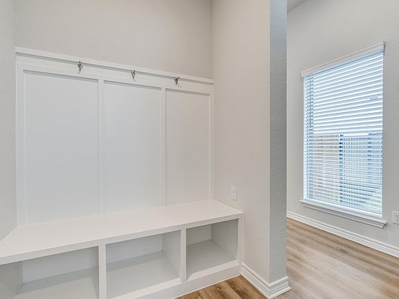 4th image of 116 Los Olives Ln