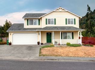2420 Kylee Ct, Mount Vernon, WA 98274