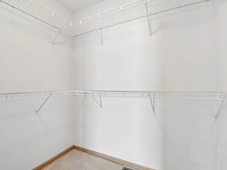 486 Ruffin Dr — Photo 17