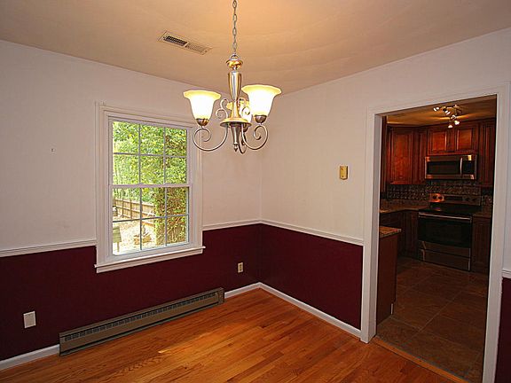 5th image of 2060 Wesvan Dr