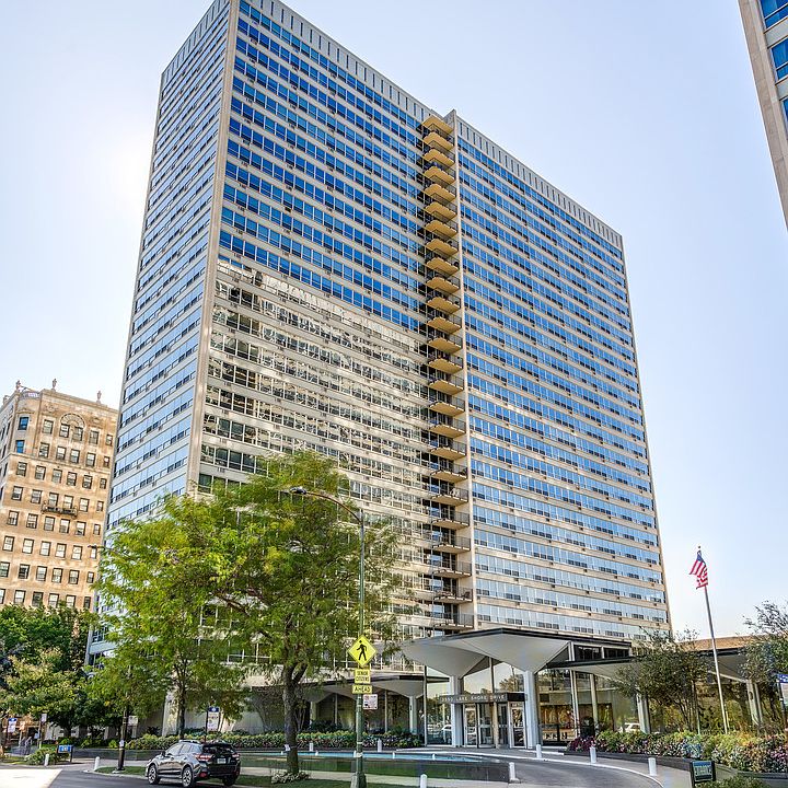 1st image of 3550 N Lake Shore Dr APT 2419