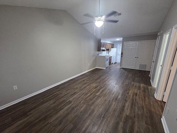 2nd image of 230 Lanier Dr #85