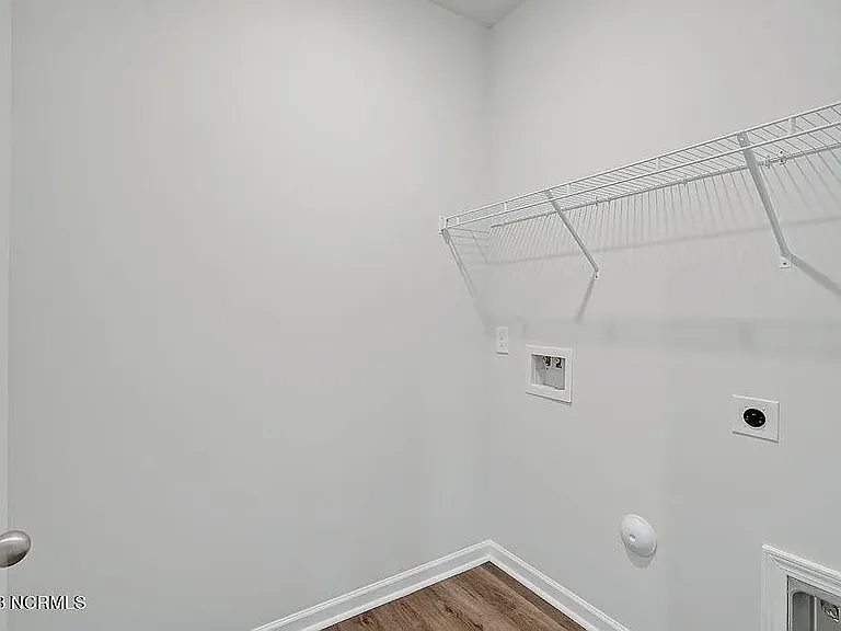 6944 Sasparilla Dr — Photo 22