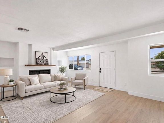 3rd image of 11220 N 109TH Avenue