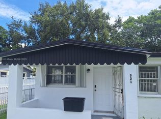 821 Curtiss Dr, Opa Locka, FL 33054