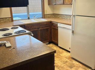 561 N Gun Club Rd, Independence, OR 97351