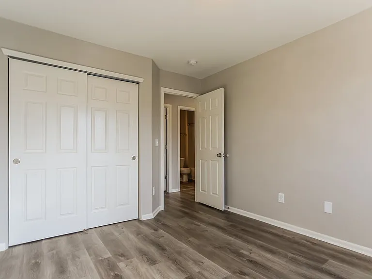 19277 E 39th Ave — Photo 15