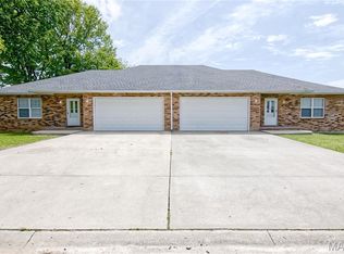 1800 & 1806 Jaden Dr, Lebanon, MO 65536