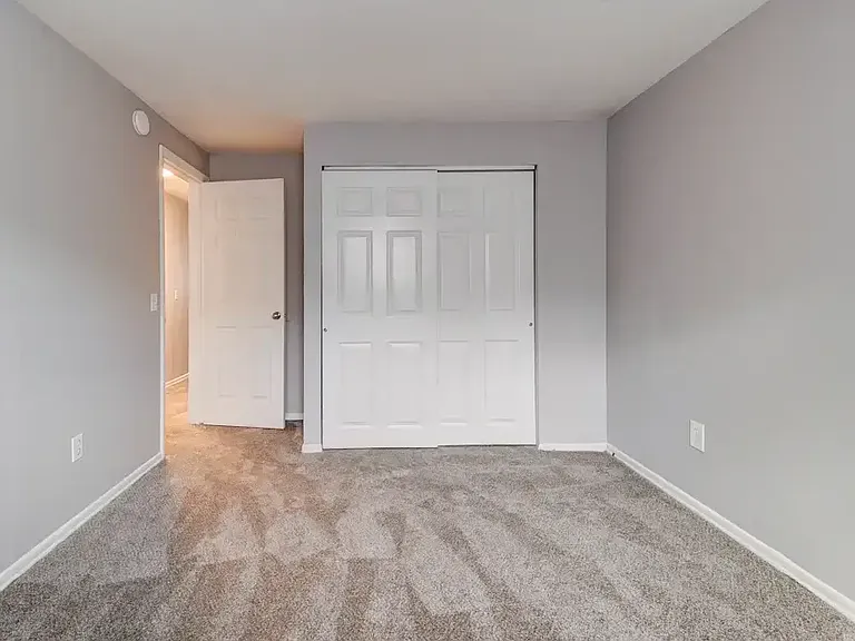 North Dohr Apartments — Photo 36