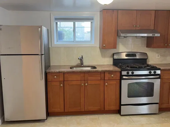 (undisclosed Address), Whitestone, NY 11357
