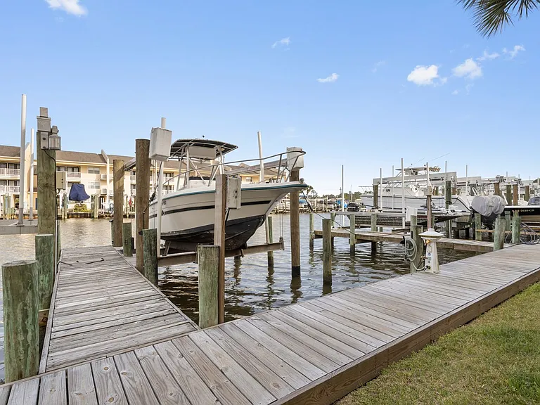 2421 Beachview Dr #H06 — Photo 23