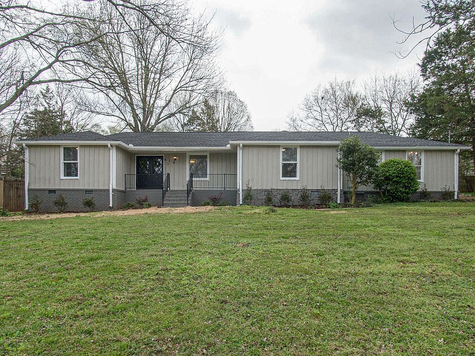 1st image of 410 Robertson Dr