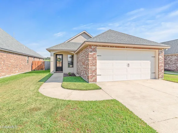 303 Rolling Mill Ln, Youngsville, LA 70592