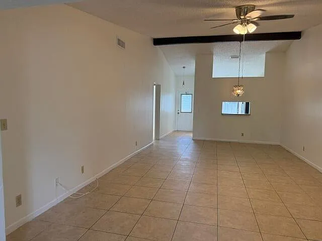 1028 Green Pine Blvd #A — Photo 4