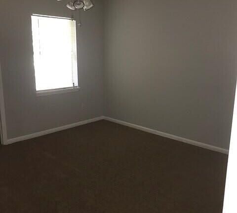 4th image of 1101 Holden Dr