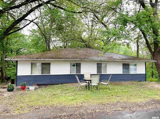 120 Oaklawn Cir, Creve Coeur, IL 61610
