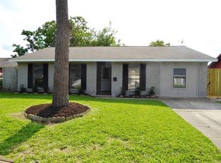 12902 Southspring Dr, Houston, TX 77047