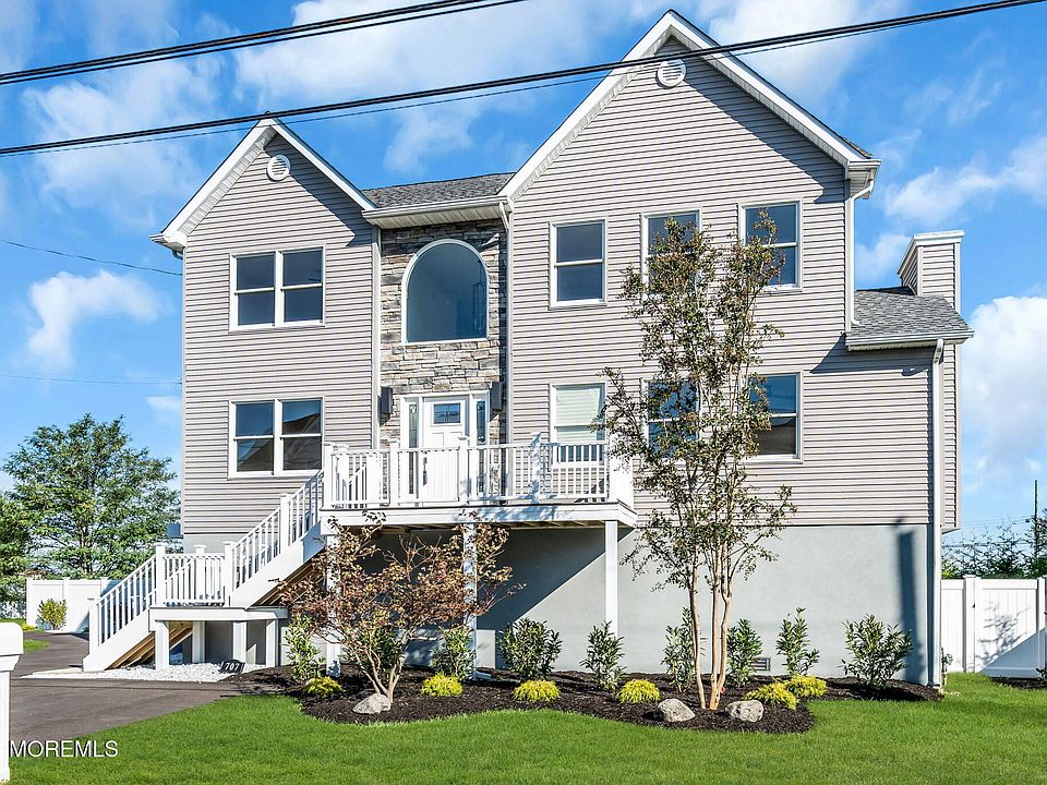 1st image of 707 Prospect Avenue