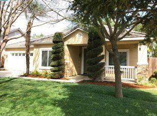 122 N Roeben St, Visalia, CA 93291