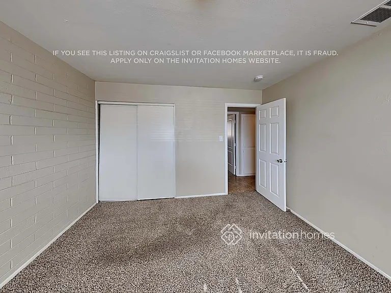 5849 N 62nd Dr — Photo 9