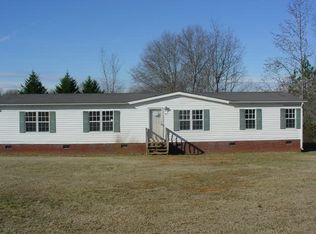 340 Woods Farm Rd, Chesnee, SC 29323