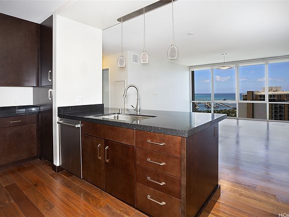5th image of 1189 Waimanu St APT 3202