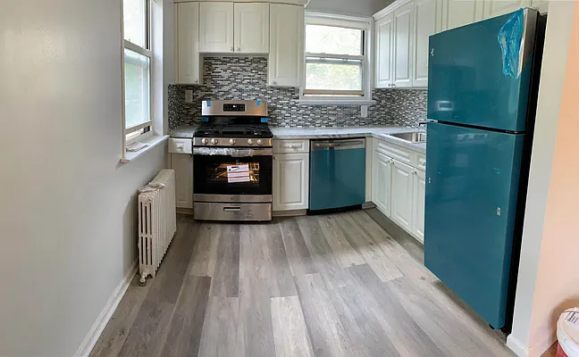 Rented by Queens Apartments Realty LLC | media 4