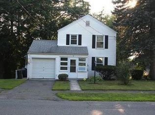 3 Hillside Ave, South Hadley, MA 01075