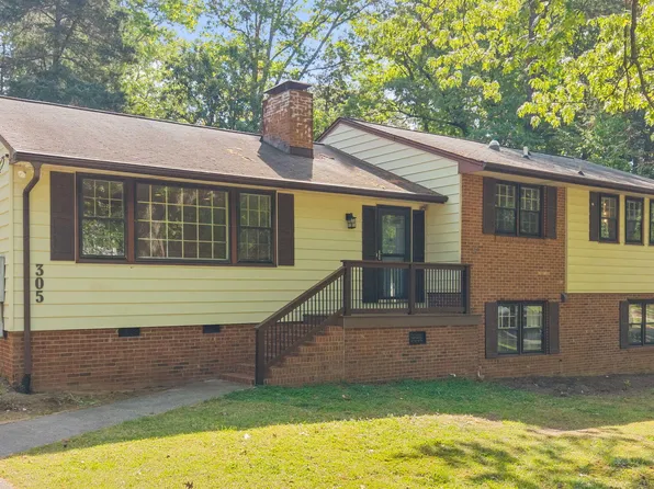 305 Plum Ln, Chapel Hill, NC 27517