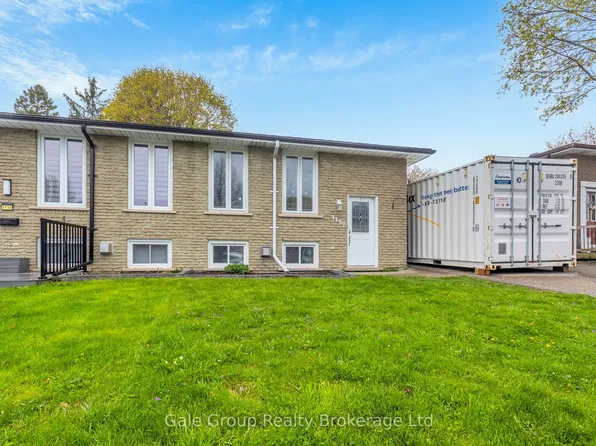 1137 Pearson Dr, Woodstock, ON N4S 8J4