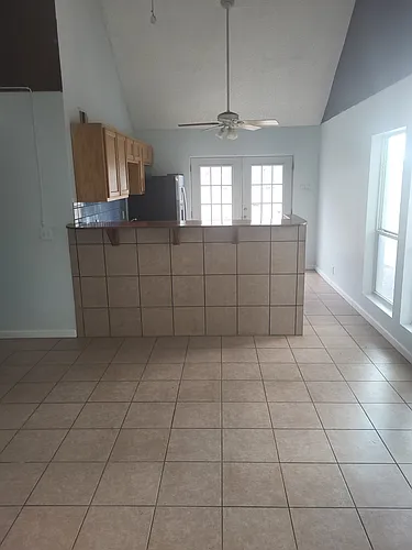 2300 Live Oak St #4 Photo 1 2300 Live Oak St #4 Photo 1