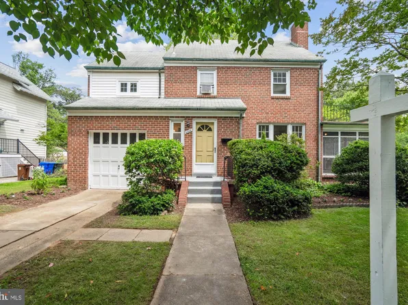 4208 Tuckerman St, Hyattsville, MD 20782