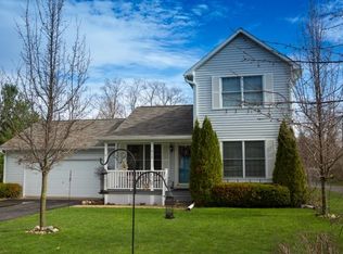 315 W Hurlbut St, Charlevoix, MI 49720