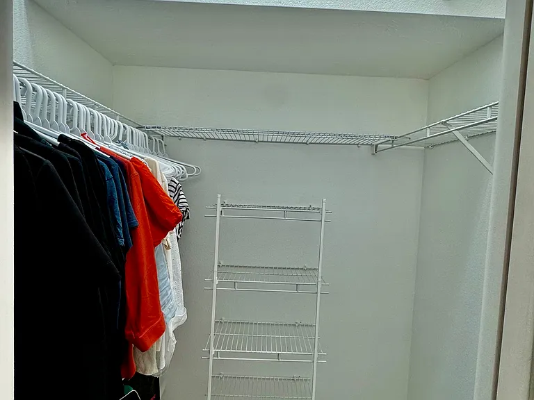 7330 Kensington Ct — Photo 9