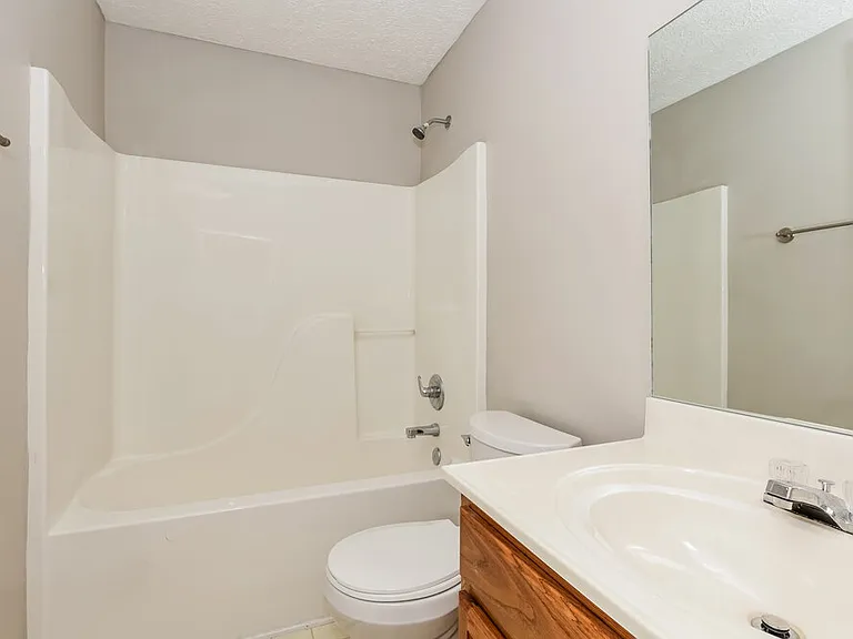 3128 Hardwood Dr — Photo 14