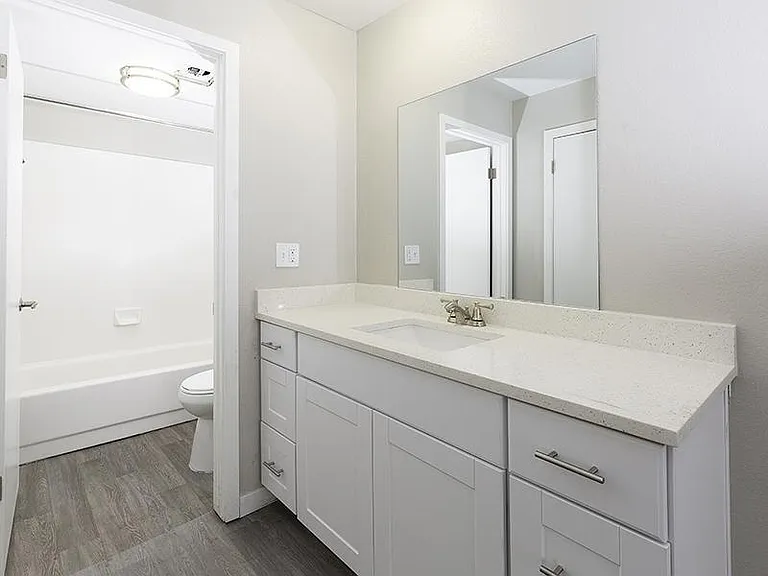 Mt. Aire Apartments — Photo 9