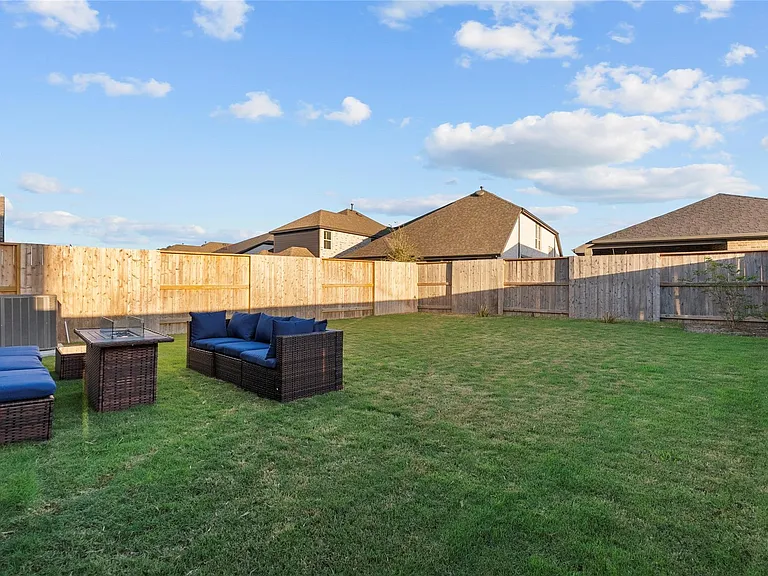5218 Sage Hills Dr — Photo 40