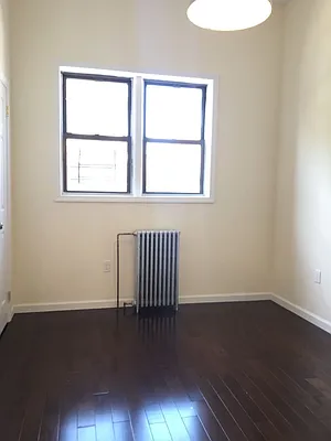 Rented by Nooklyn NYC LLC | media 21