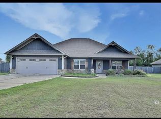 7 Greyhawk Ct, Fort Mitchell, AL 36856