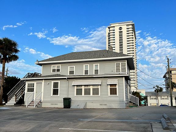 3rd image of 431 N Grandview Ave