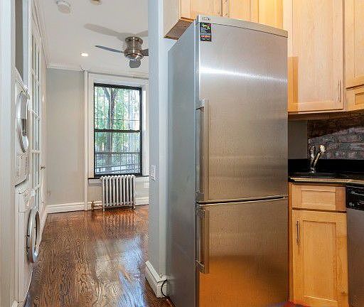 5th image of 326 E 35th St APT 1