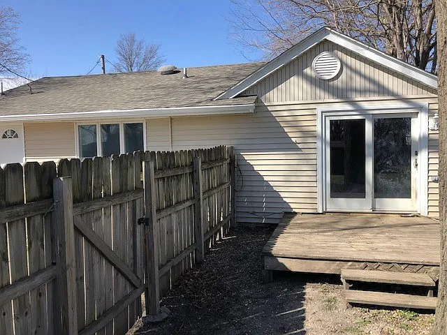 2 bed, 912 sqft, $925 — Photo 3