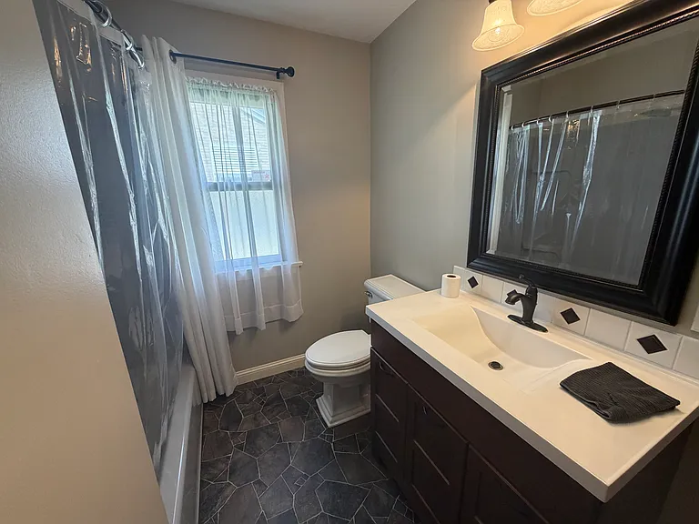 Full size bathroom