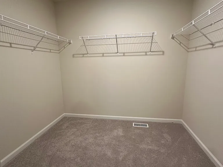 3790 Riverstone Dr — Photo 22