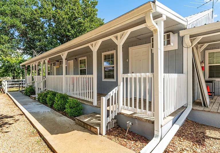 720 Pritchett Ln #5 — Photo 4