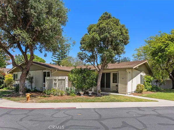 30 Calle Aragon #A, Laguna Woods, CA 92637