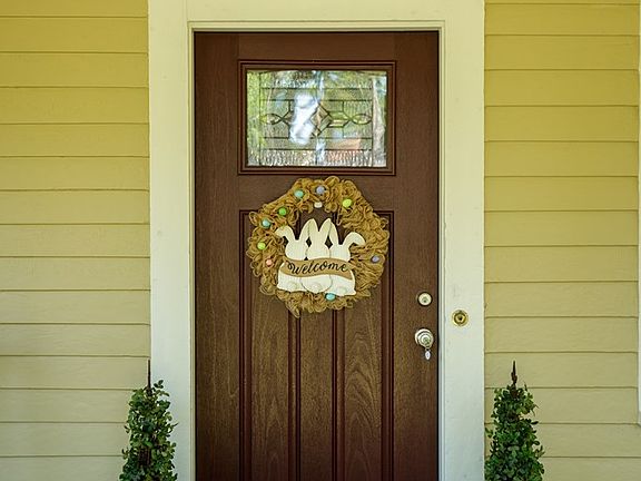 4th image of 209 W Cranford Ave
