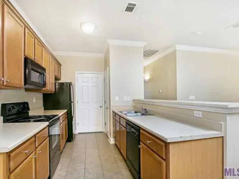 900 Dean Lee Dr #1506 — Photo 2