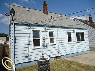 3rd image of 4209 Hubbard Ave