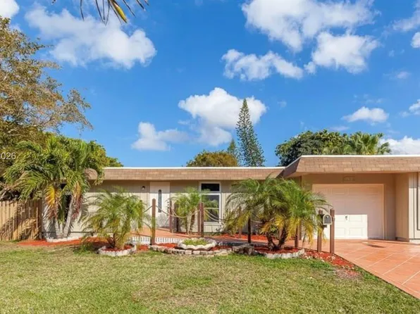 7912 NW 73rd Ave, Tamarac, FL 33321